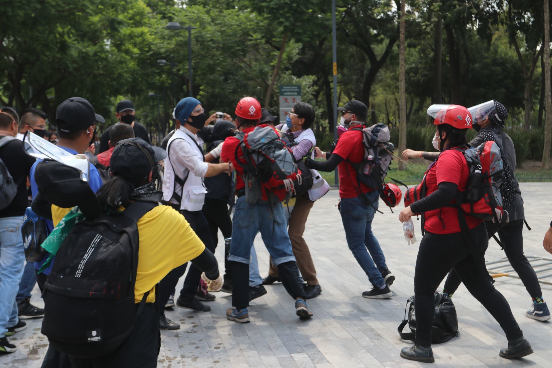 manifestacion-cdmx-marabunta