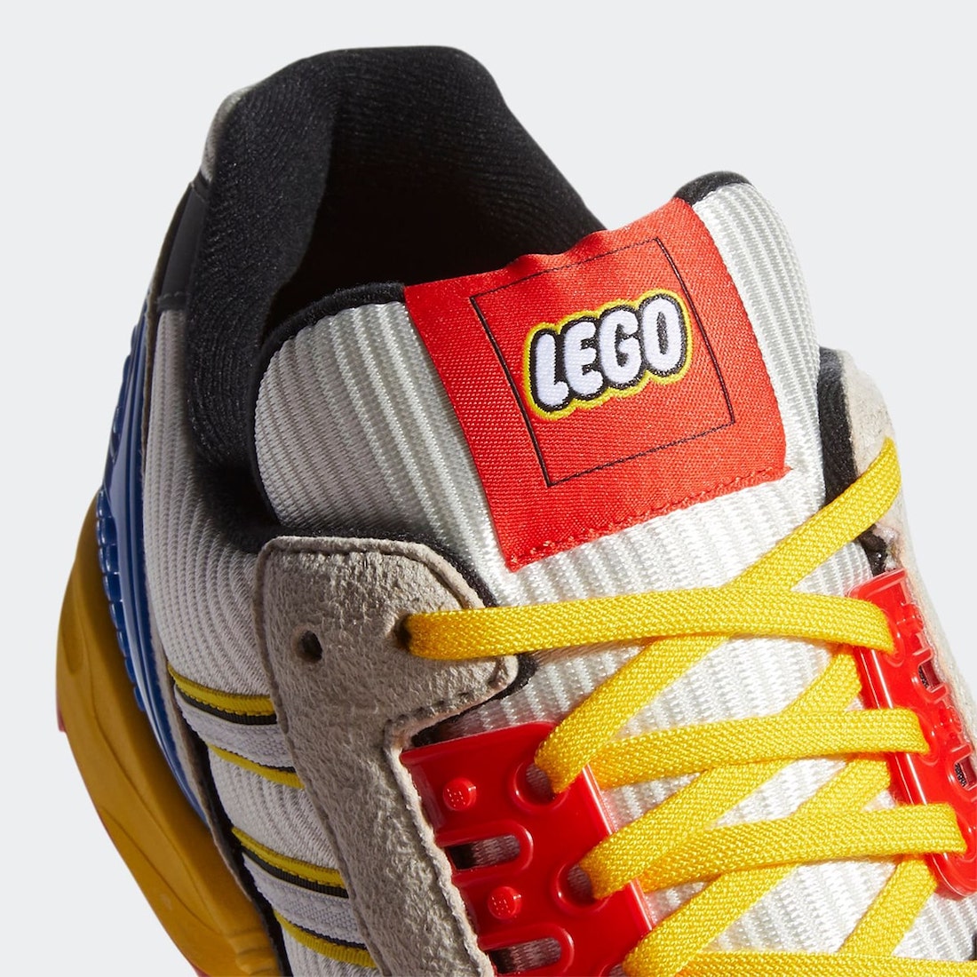 ¡Qué belleza! Adidas se une con LEGO para traer unos tenis que te regresarán a tu infancia