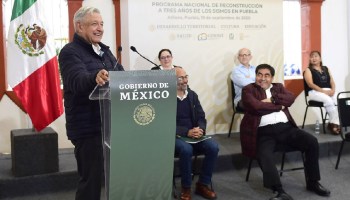 Dice AMLO que México tiene 20 mil mdp para vacuna contra coronavirus y el PAN "no ve por dónde"