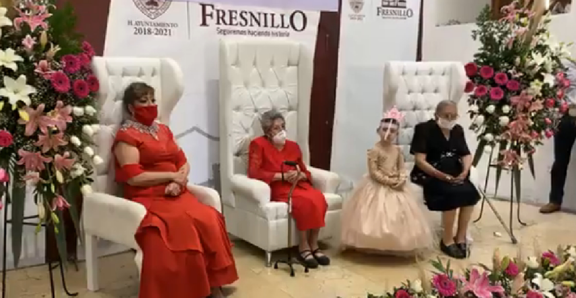 Coronan en Zacatecas a la "Reina de los Abuelos 2020" pese a la pandemia