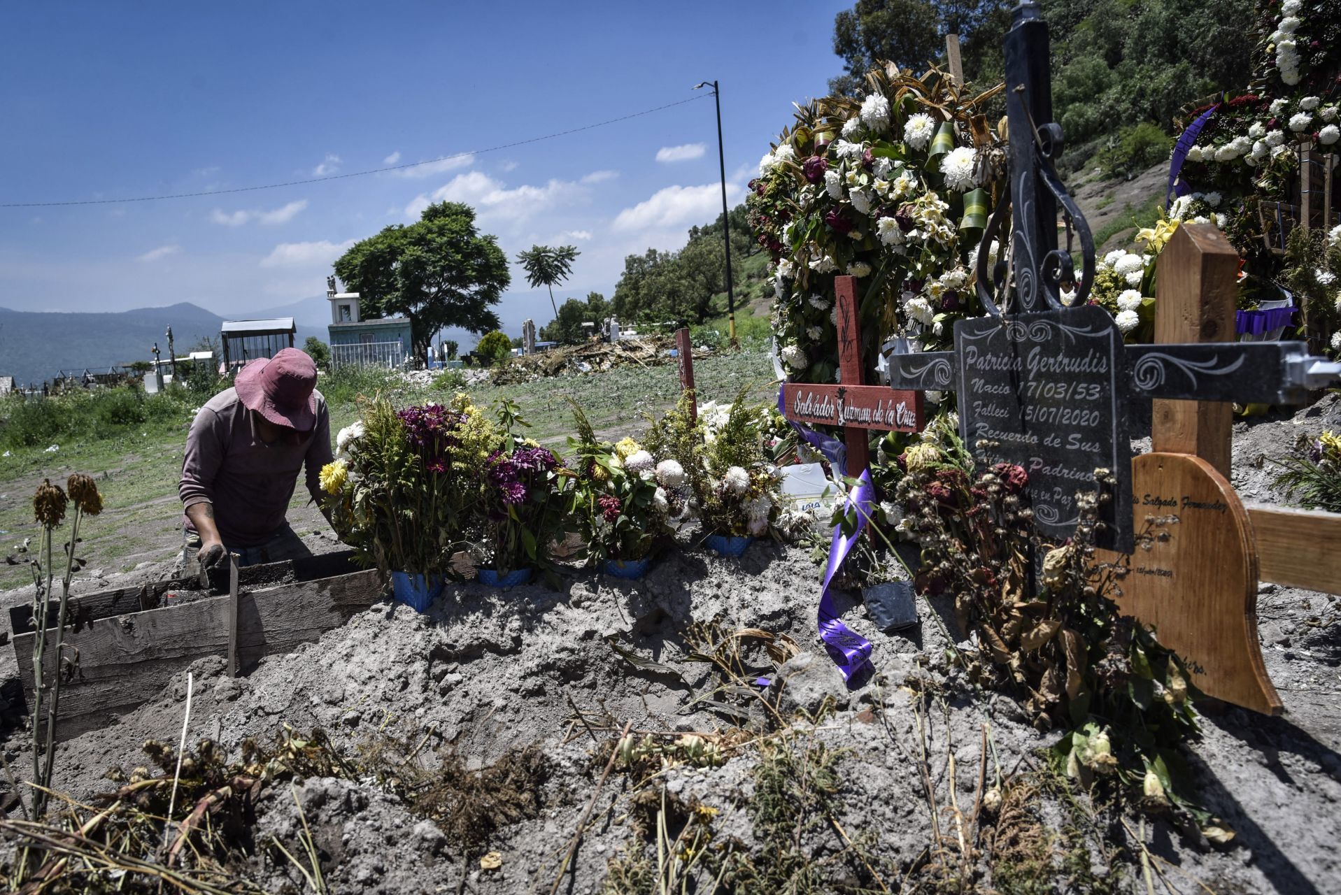 WSJ: Muertes por coronavirus han provocado desabasto de actas de defunción en México