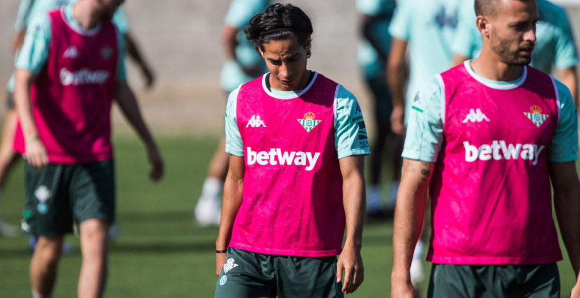 Lo que sabemos de la posible salida de Diego Lainez del Betis
