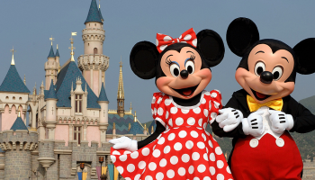 Disney despedirá a 28 mil empleados de sus parques por el coronavirus