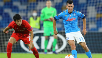 58 y derrota: Así fue el debut del Napoli y el 'Chucky' Lozano en la Europa League