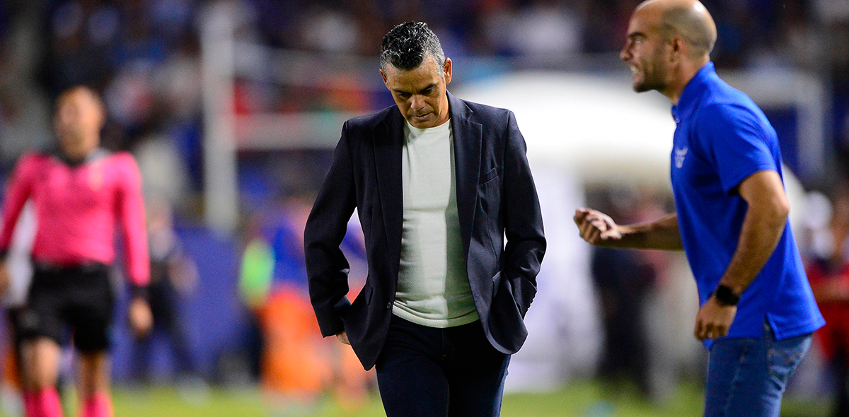 ¡Otro debut! Héctor 'Pity' Altamirano sería el nuevo técnico del Querétaro