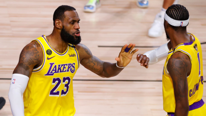 Récord de LeBron James y susto de Anthony Davis en el triunfo de los Lakers en el Juego 4 de las Finales de la NBA
