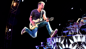 Así fue la última vez que Eddie Van Halen tocó "Jump" en vivo