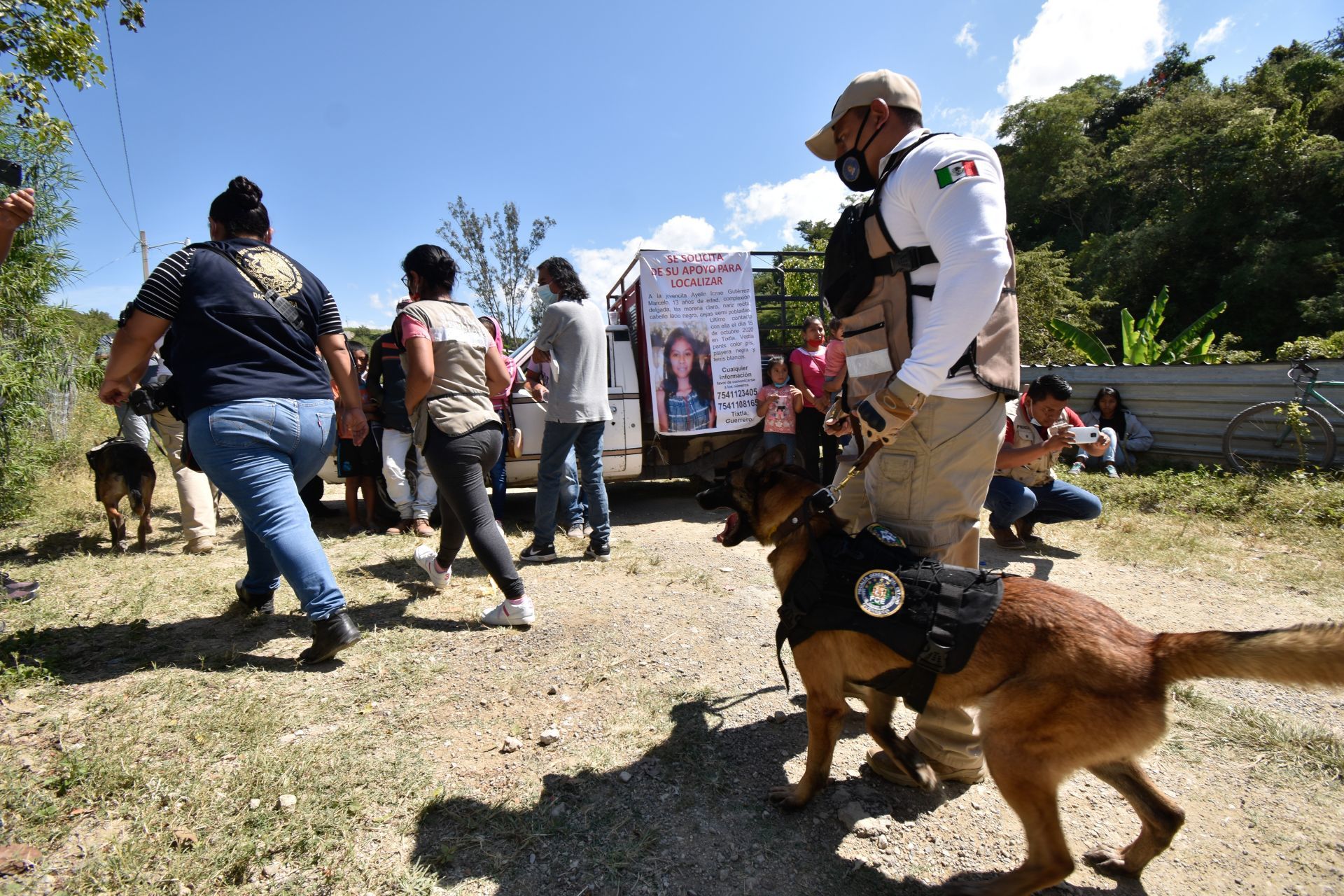 Sin vida y mutilada en una barranca de la colonia 6 de noviembre, localizan el cuerpo de Ayelin Iczae Gutiérrez Marcelo, de 13 años, quien desapareció el pasado jueves 15 de octubre en la cabecera municipal de Tixtla, ubicada a menos de 15 kilómetros de la capital del estado de Guerrero.