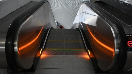 escalera-metro-tacubaya-pintada