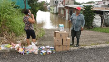 Continúan anegadas las comunidades de Cacao y Astapa, en Tabasco, tras las fuertes lluvias del fin de semana pasado.