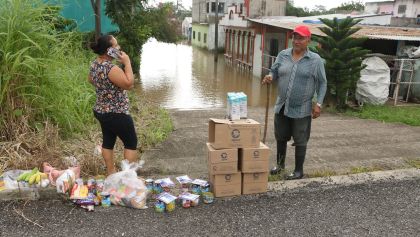 Continúan anegadas las comunidades de Cacao y Astapa, en Tabasco, tras las fuertes lluvias del fin de semana pasado.