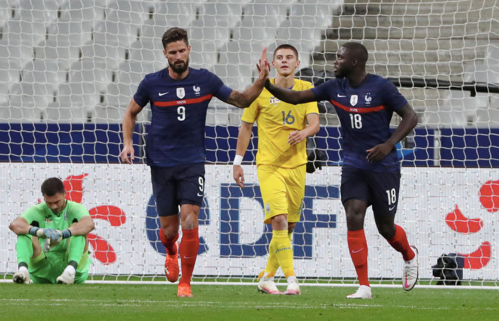 Ucrania habilitó a un entrenador como portero suplente en goleada ante Francia