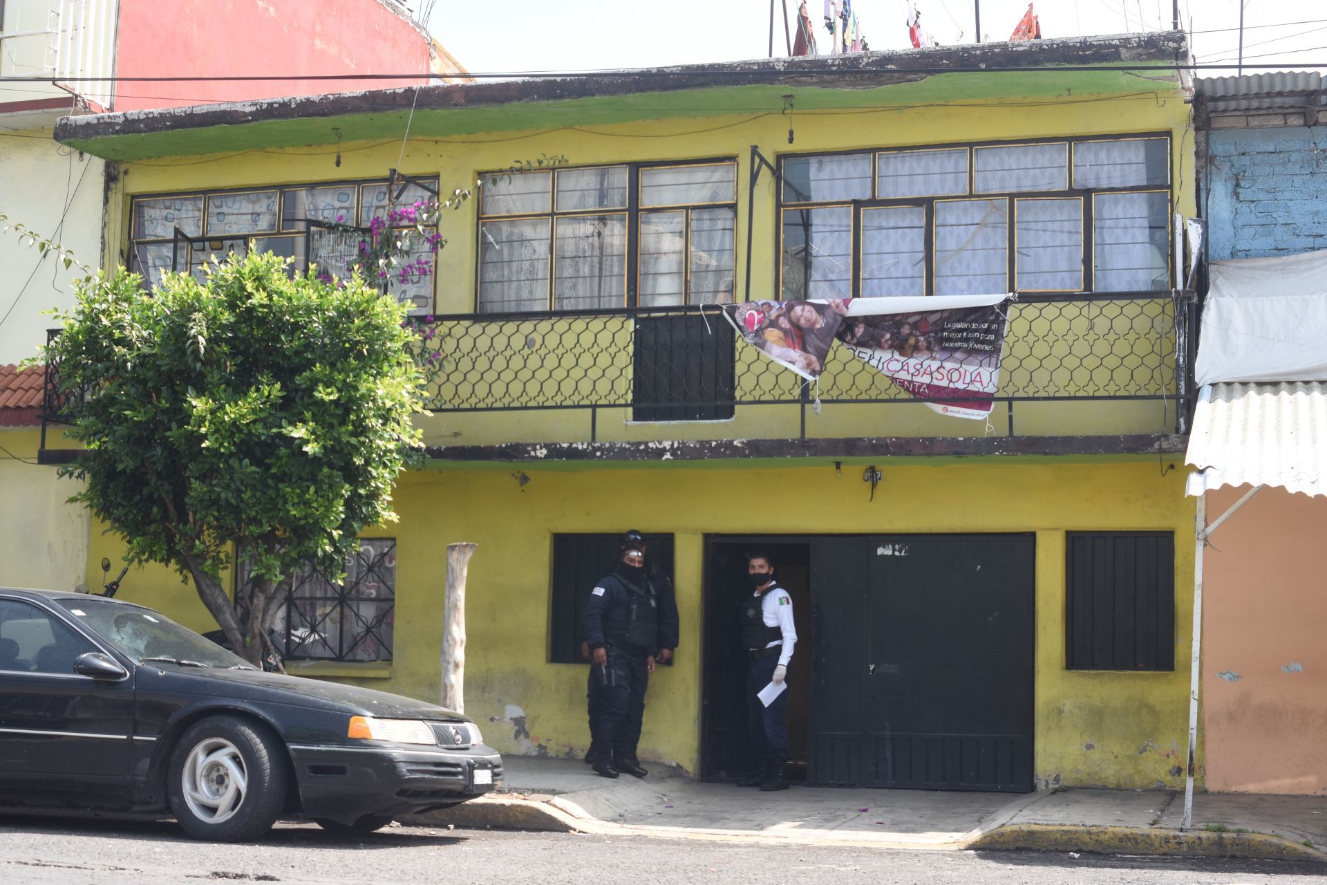 Un niño de un año fue reportado muerto en la colonia Agua Azul, su madre, también menor de edad, fue detenida.