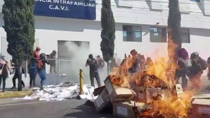 fiscalia-protesta-quema-documentos