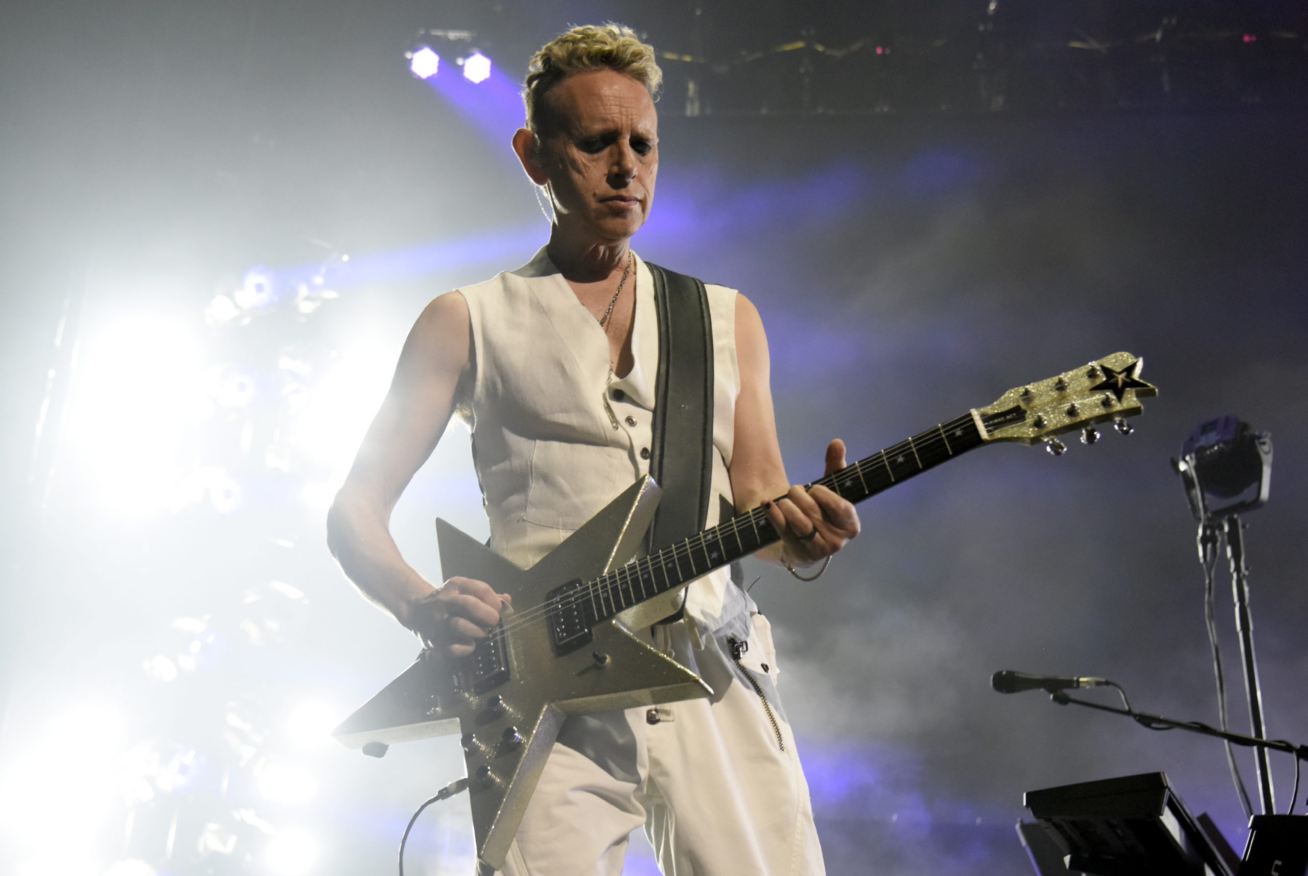 ¡Martin Gore de Depeche Mode lanzará su segundo EP como solista en 2021!
