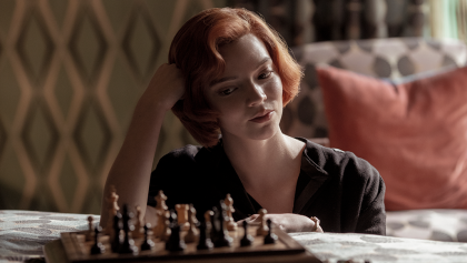Con razón: Las ventas de tableros de ajedrez crecieron en el mundo gracias a 'The Queen's Gambit'