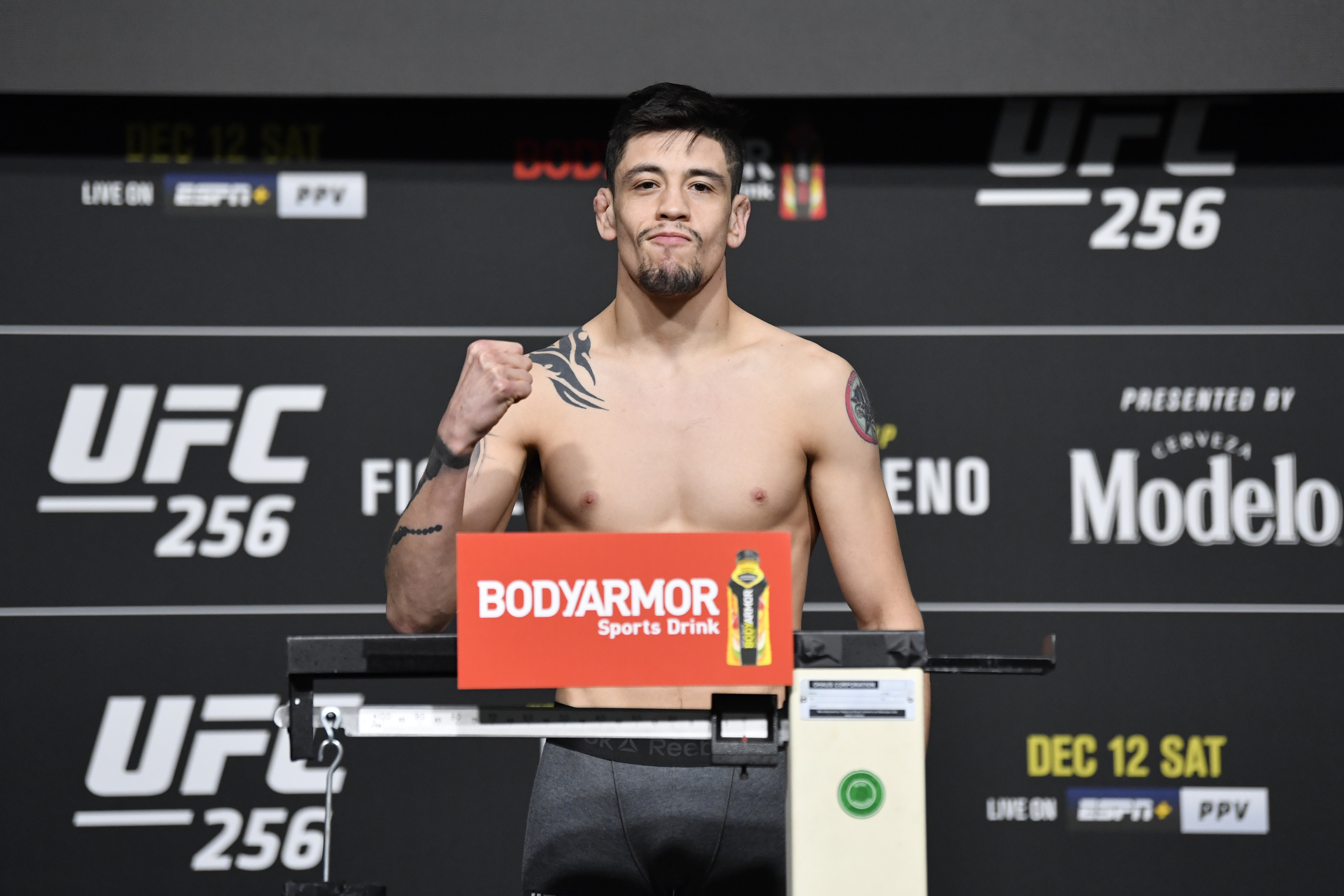 Brandon Moreno UFC256 Pesaje Oficial