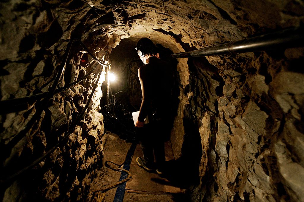México mágico: Hombre construye túnel para verse con su amante... y lo cachan