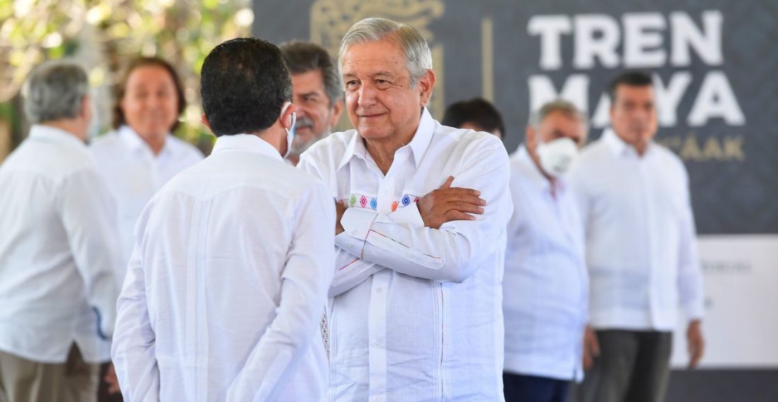 AMLO "entregará" Tren Maya y aeropuertos al Ejército para evitar privatizaciones