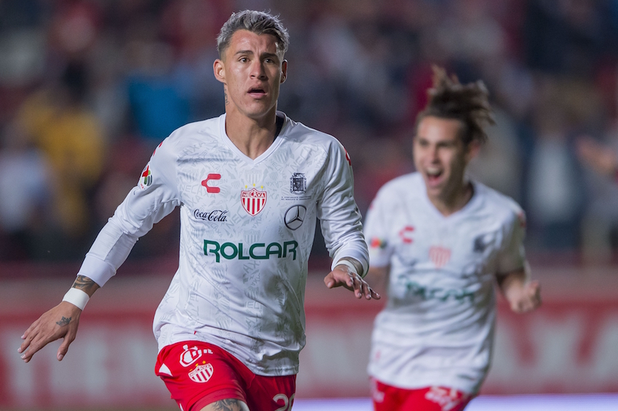 De ladrillero a ídolo de Chivas: ¿Quién es Cristian Calderón y por qué le dicen 'Chicote'?