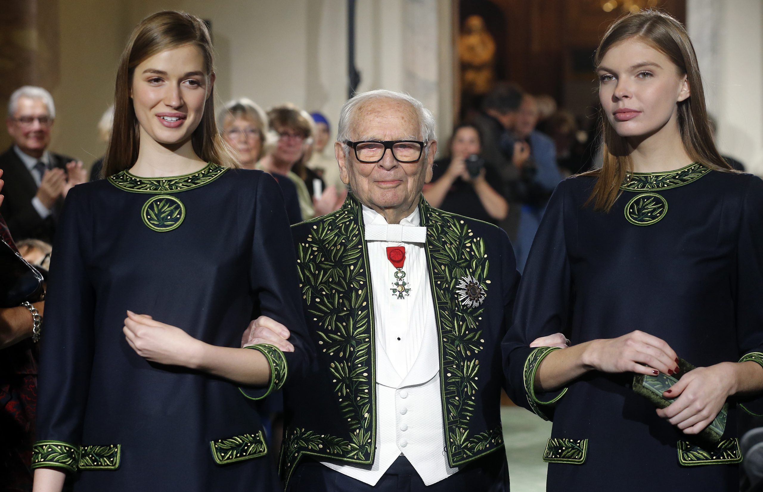 Murió a los 98 años Pierre Cardin, el famoso diseñador de modas francés