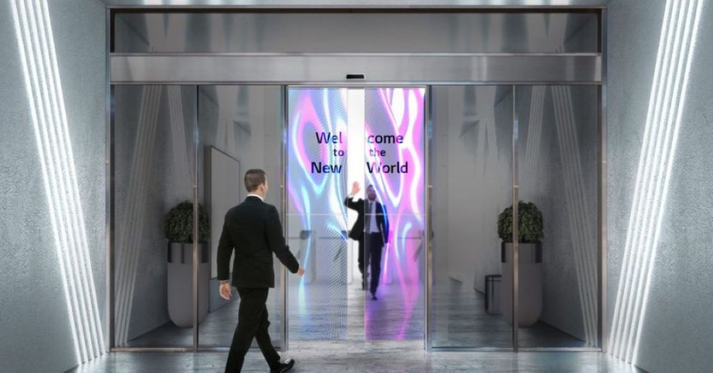 LG planea lanzar puertas corredizas de vidrio con tecnología OLED integrada