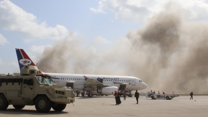 yemen-explosion-nuevo-gobierno-que-paso-porque-quienes-muertos