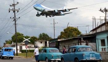 Cuba reducirá vuelos desde México y aplicará cuarentena a viajeros por COVID-19