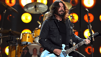 ¡Dave Grohl festeja su cumpleaños lanzando una nueva rola de los Foo Fighters!