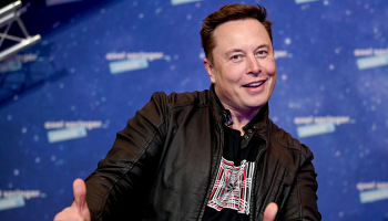 Adiós, Bezos: Elon Musk se convierte en el hombre más rico del mundo