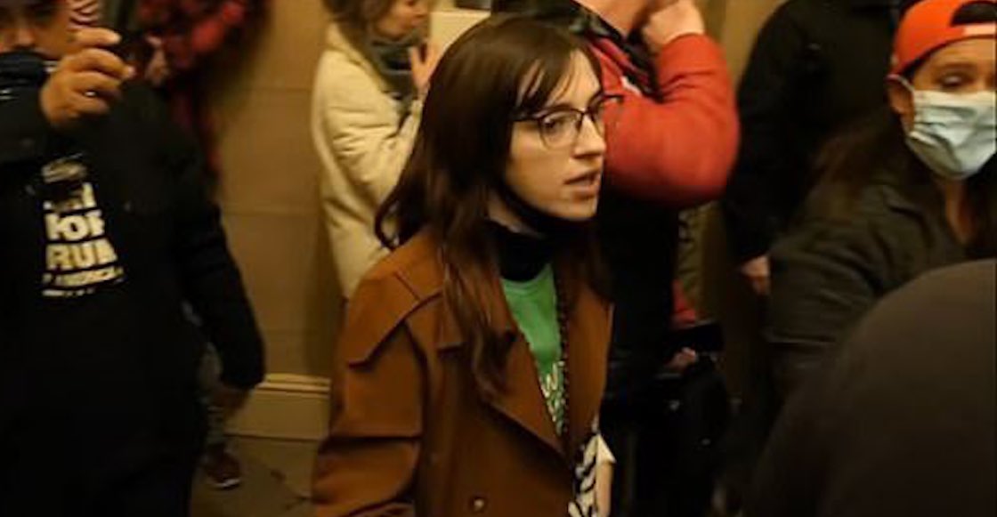 expareja-capitolio-computadora-pelosi