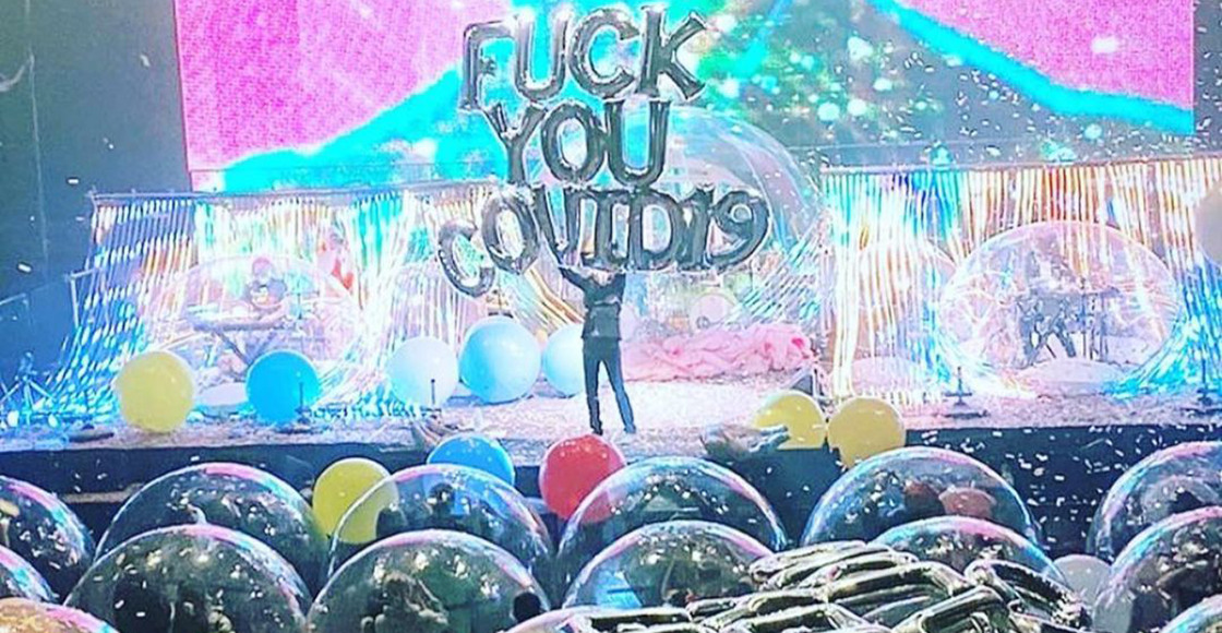 The Flaming Lips dieron sus primeros conciertos en vivo dentro de burbujas de plástico