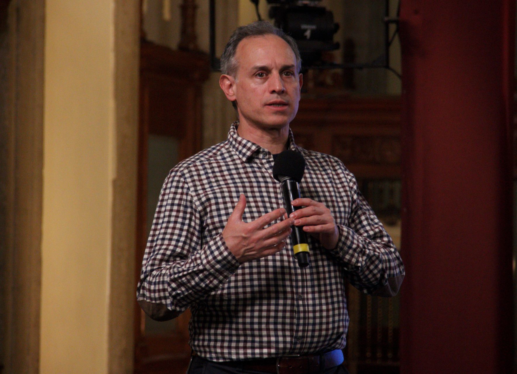 Gatell justifica que ‘Servidores de la Nación’ reciban la vacuna contra COVID-19