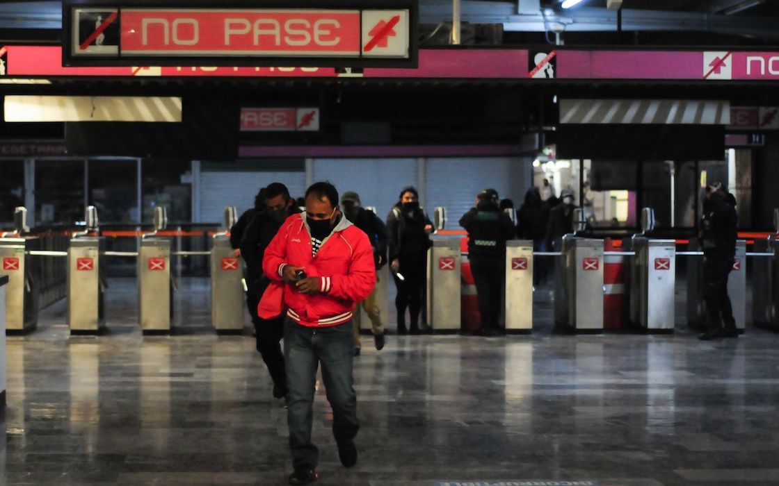 linea-1-metro-entrada