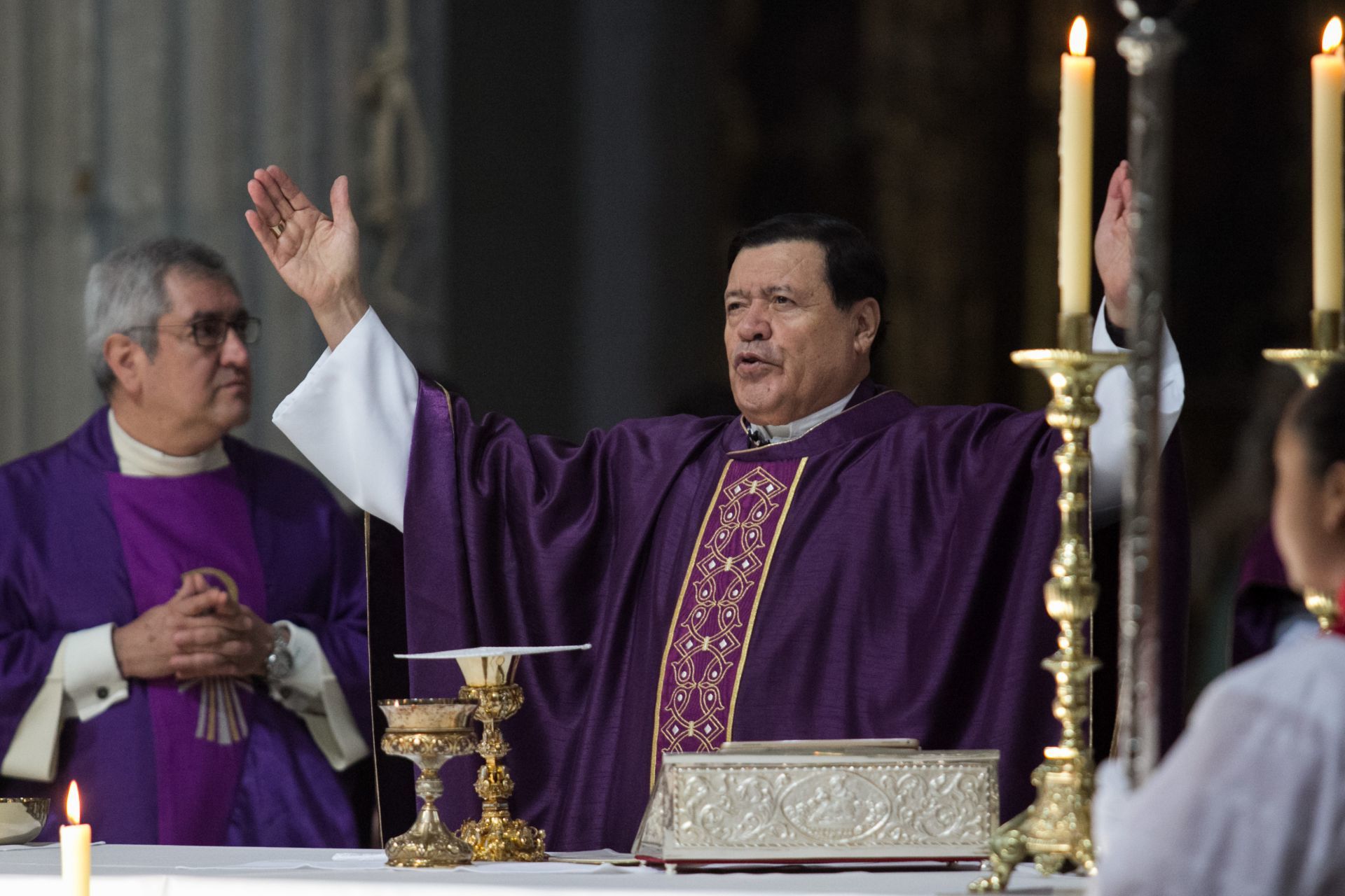 Lo que se sabe de la salud de Norberto Rivera tras dar positivo a COVID-19