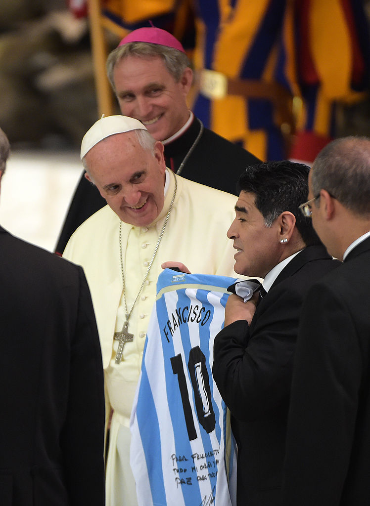 El mensaje del Papa Francisco sobre Maradona: "Era un poeta en el campo y un hombre frágil" 