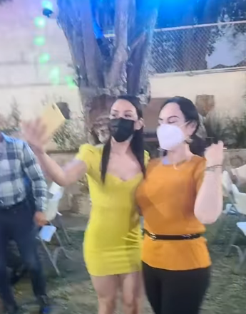 Periodista denuncia amenazas de diputada por exhibir "fiesta" en plena pandemia; ella da su versión