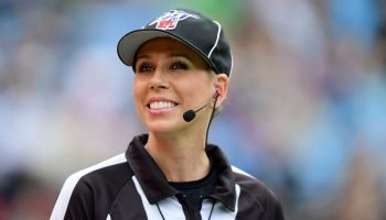 ¡Por la historia! Sarah Thomas será la primera árbitro en un Super Bowl
