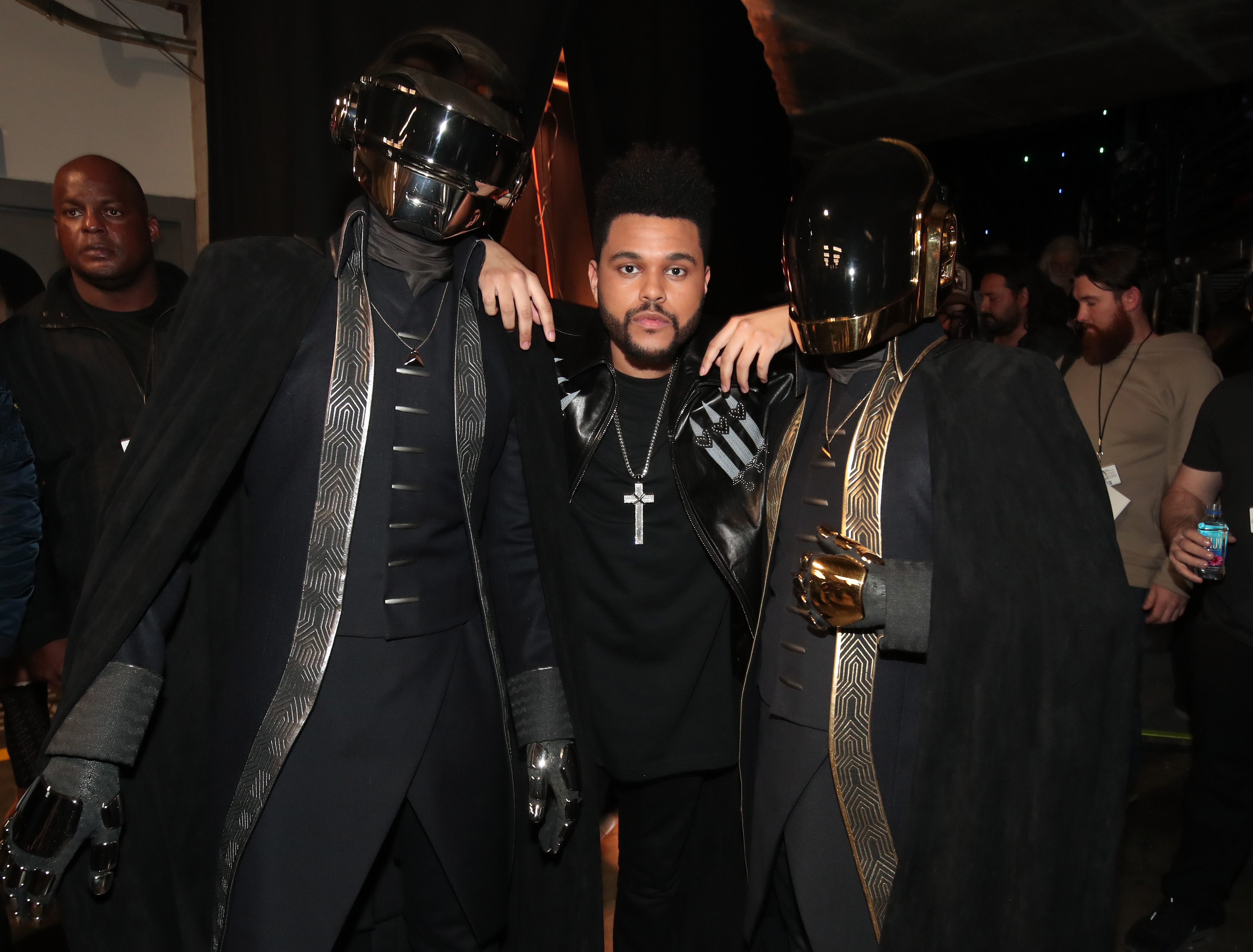 Daft Punk tocó con The Weeknd en el show del medio tiempo del Super Bowl