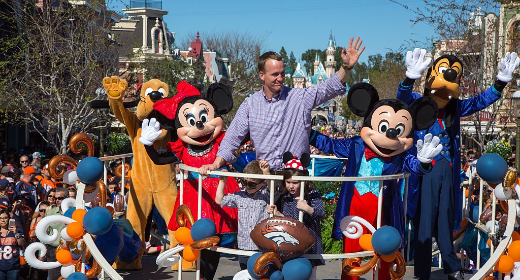 La historia detrás de la visita del MVP del Super Bowl a Disney World
