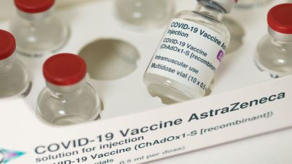suspenden-vacuna-astrazeneca-sudafrica