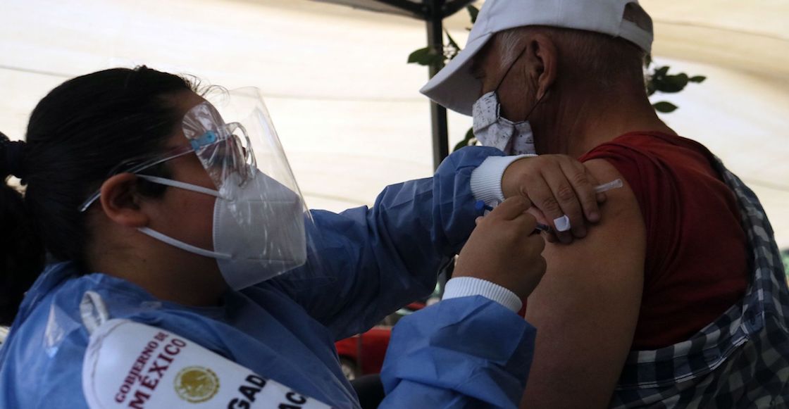 Metepec-vacunacion-adultos-mayores