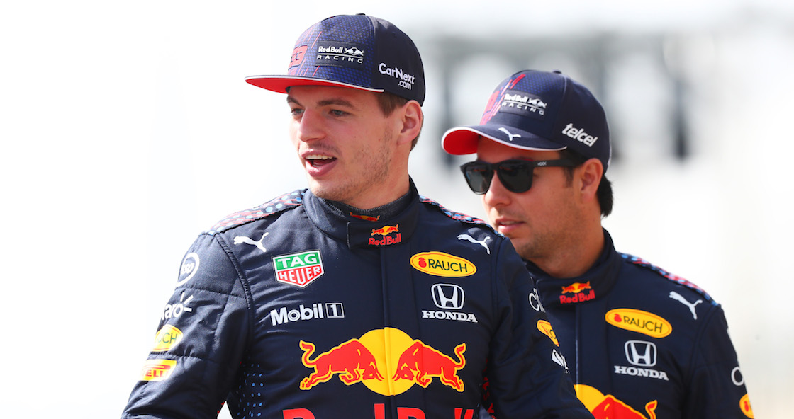 Hamilton confirma que Red Bull va en serio con Checo y Verstappen: "Serán un animal diferente"