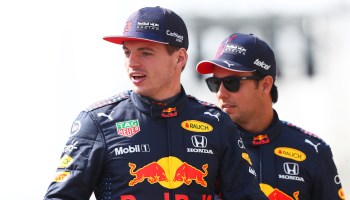 Hamilton confirma que Red Bull va en serio con Checo y Verstappen: "Serán un animal diferente"