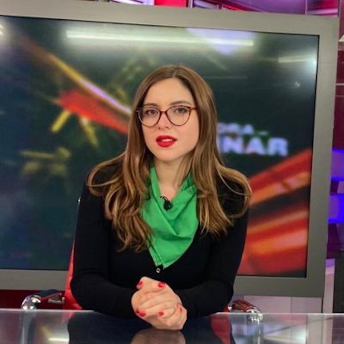 estefania-veloz-renuncia-macedonio