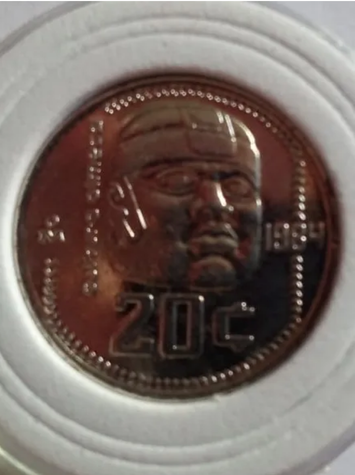¡Santas morrallas! Moneda de 20 centavos se vende en más de 7 mil pesos