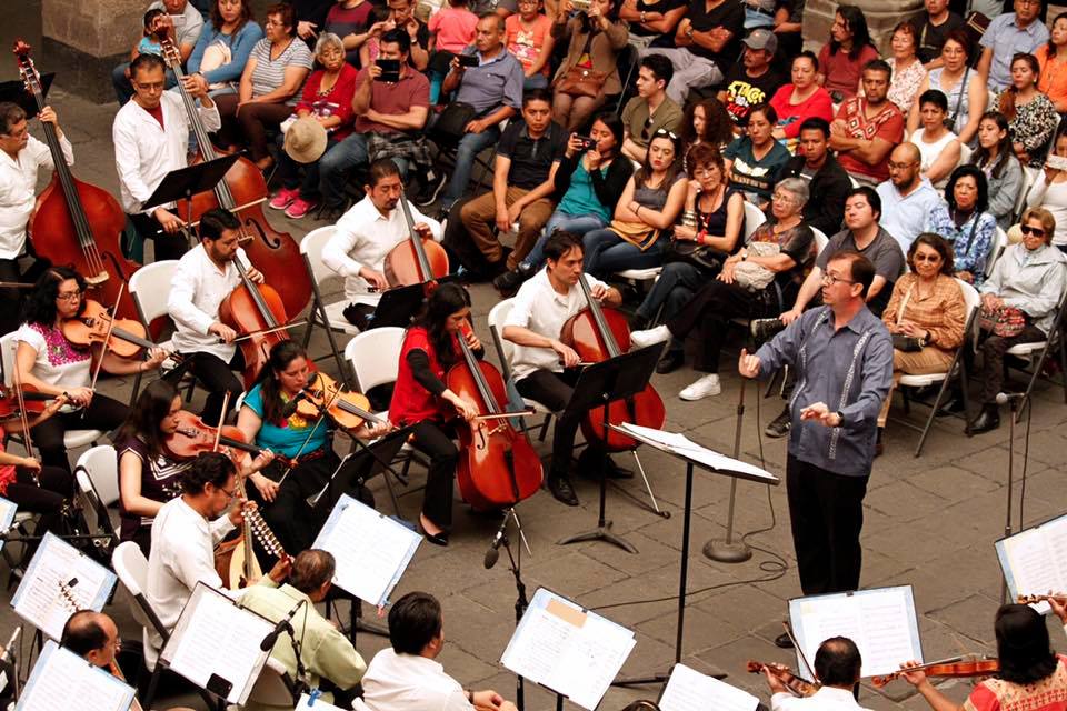 orquesta-tipica-director