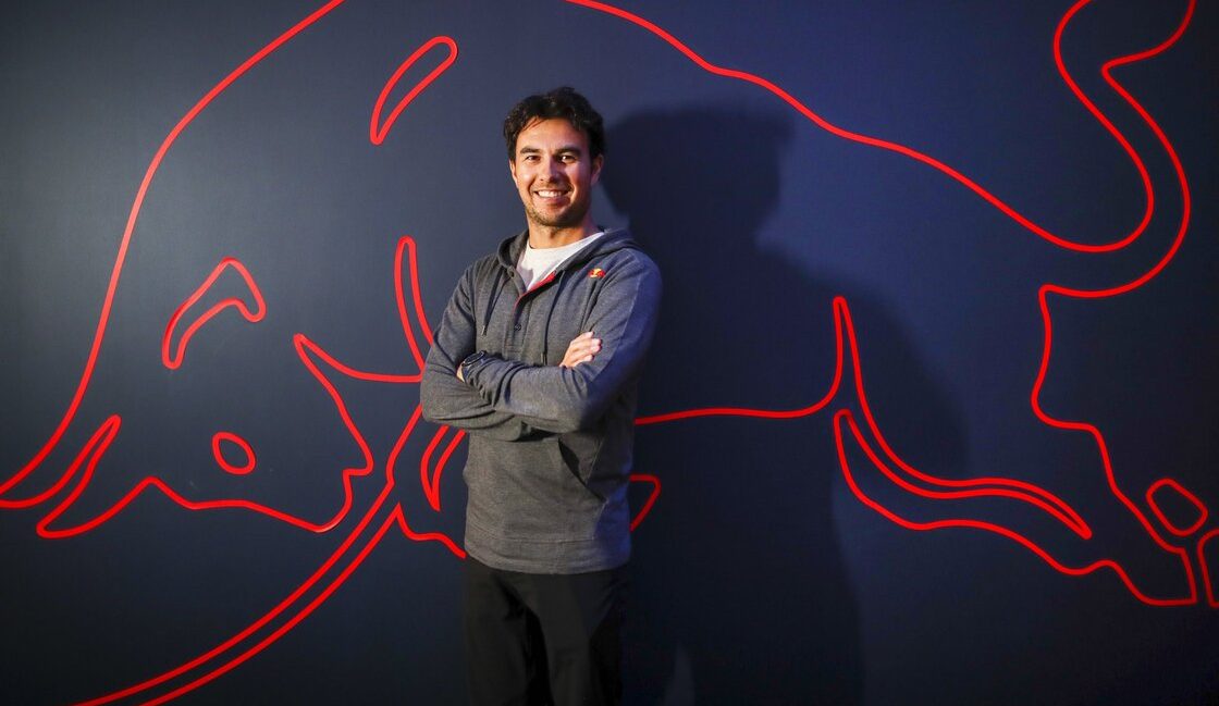 ¿Quién es Checo Pérez más allá de las pistas de la Fórmula 1?