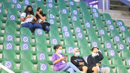 En imágenes: Así se vivió la reapertura de estadios en la Liga MX Femenil