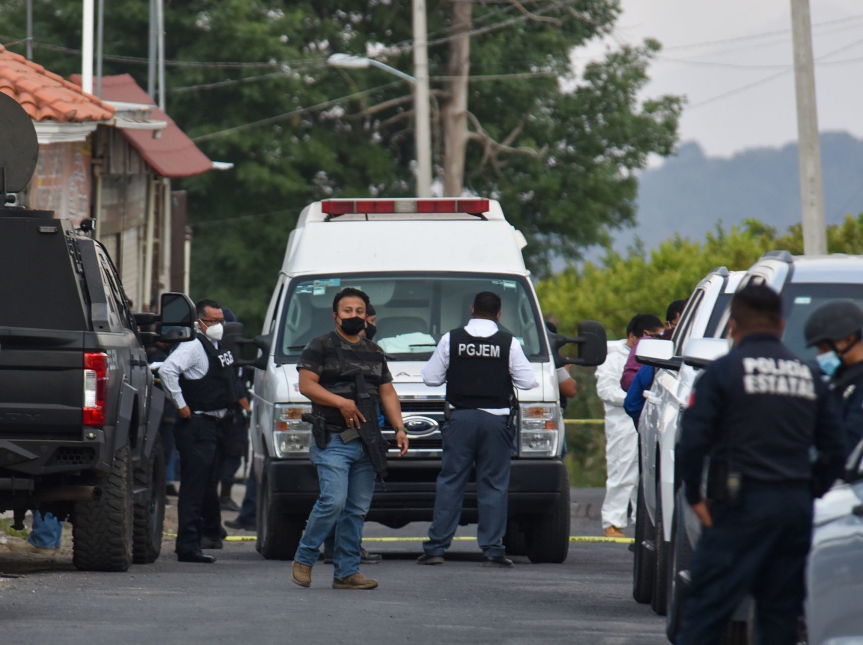 Fiscalía del Edomex ofrece recompensa por sospechosos de la emboscada contra policías de Coatepec